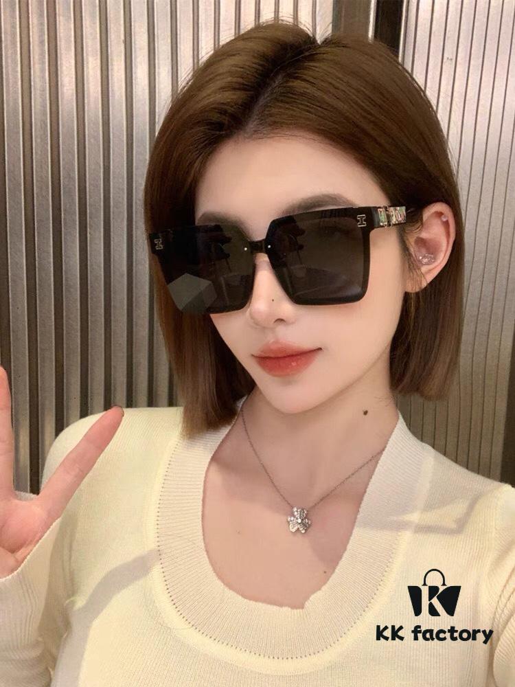 6931ae93ccd8ab3d7afa2aae Hermes Women's Square Retro Sunglasses, Korean Style Ins High-End Fashion, Slimming for Large Faces, Trendy Celebrity Streetwear Sun Protection Glasses