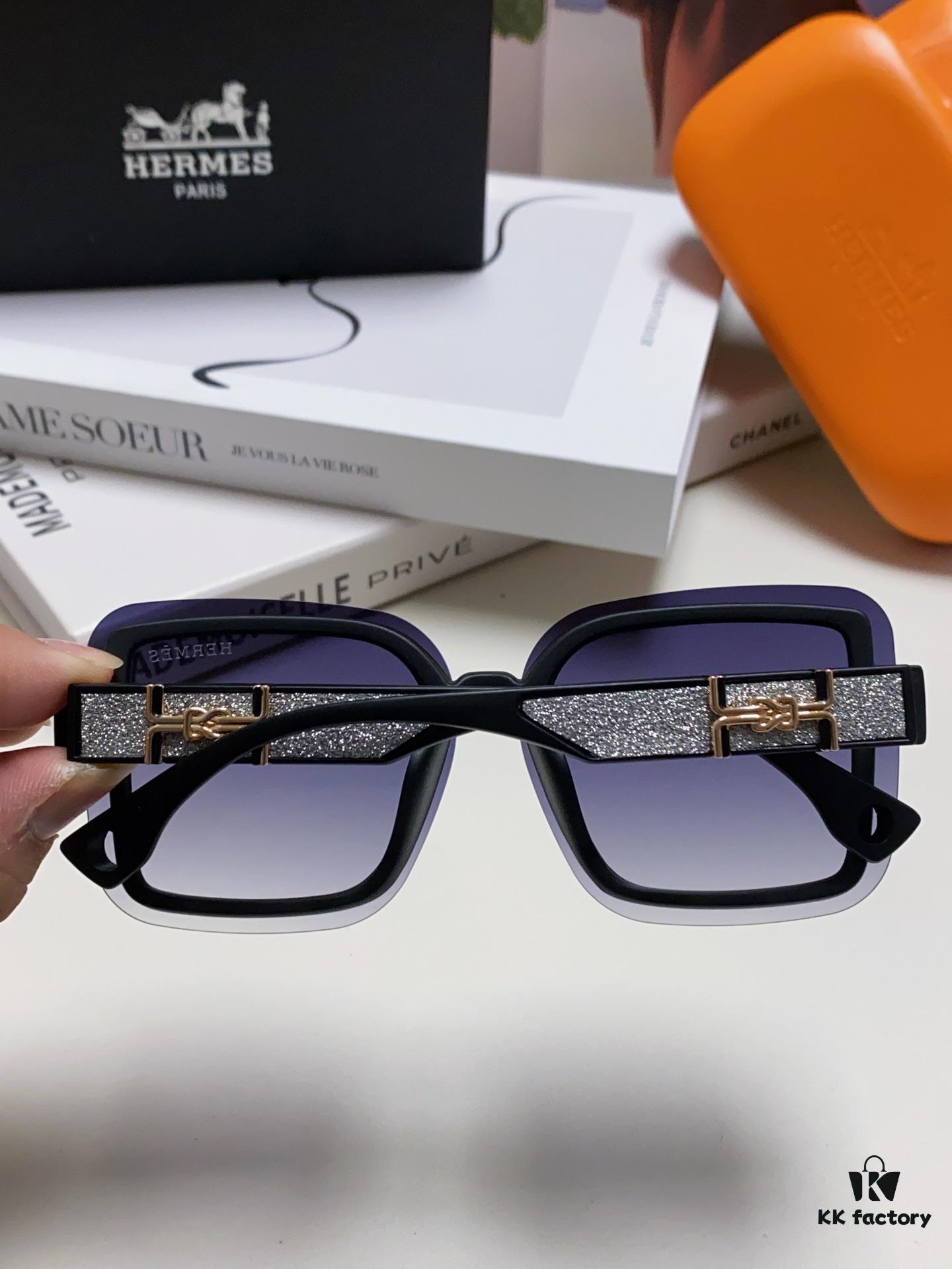 6931ae9accd8ab3d7afa2b1e HERMES Women's Sunglasses, UV-Protective Round Oversized Frames, 2024 New Arrival, Vintage-Inspired Slimming Design, Trendy Influencer Glasses