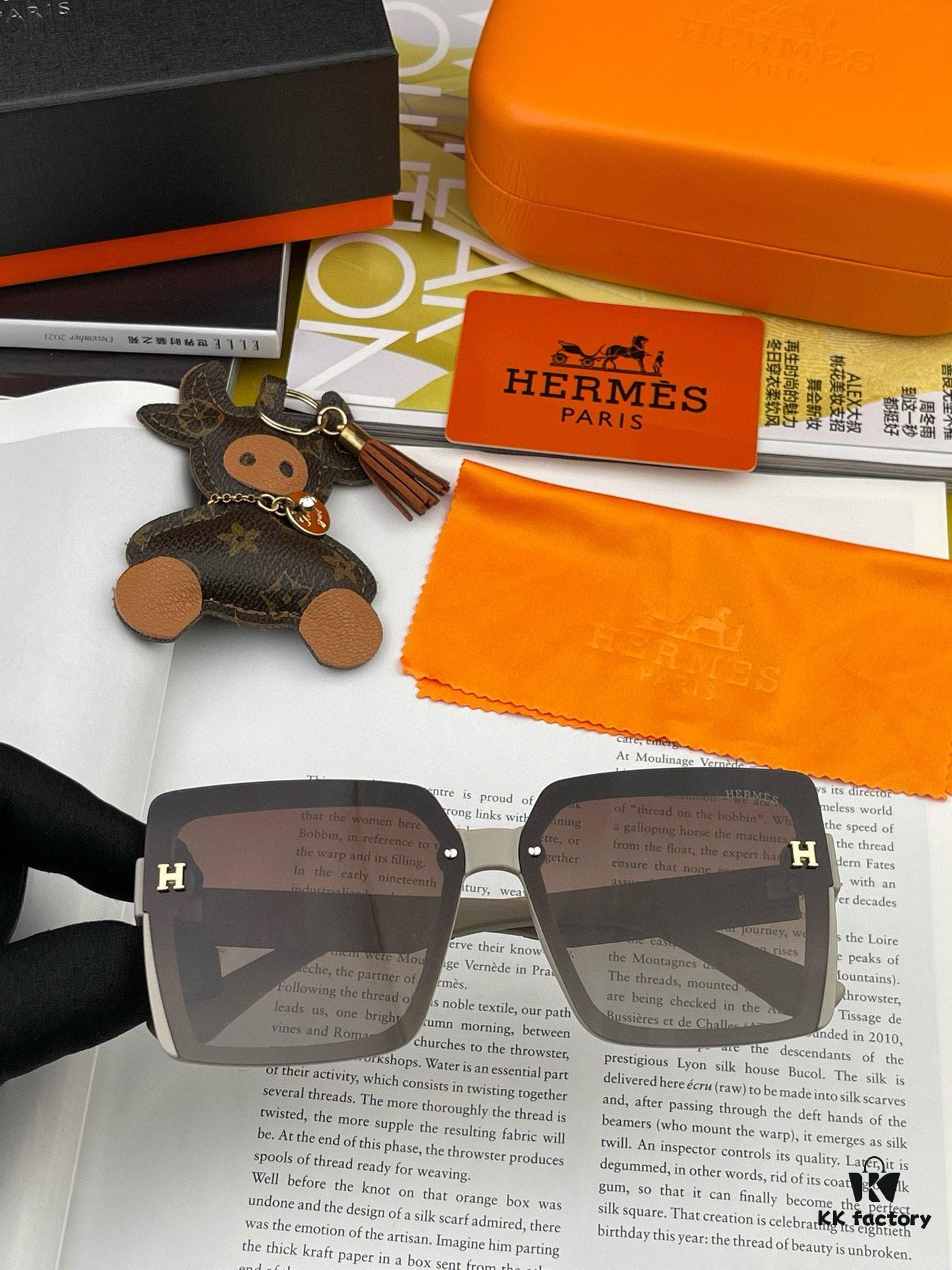 6931aeb8ccd8ab3d7afa2cb9 HERMES 2024 Spring New Arrival Original Release Famous Internet Sensation Ultra-Hot Selling Luxury Square Sunglasses Classic Integrated Frame Design High-End Quality Authentic Brand Premium Sunglasses Model: H1245