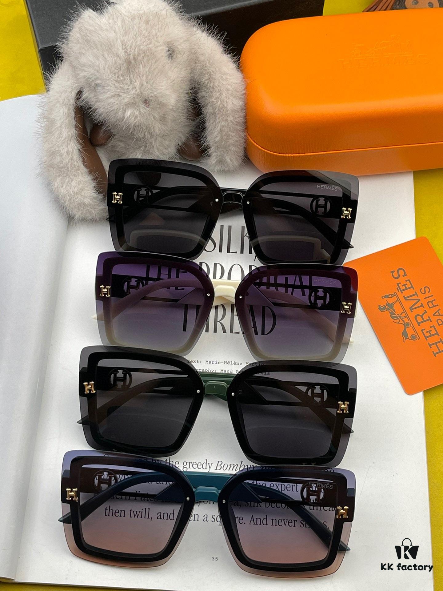 6931aeb9ccd8ab3d7afa2cc6 HERMES 2024 Spring New Arrival Original Luxury Square Sunglasses H3966