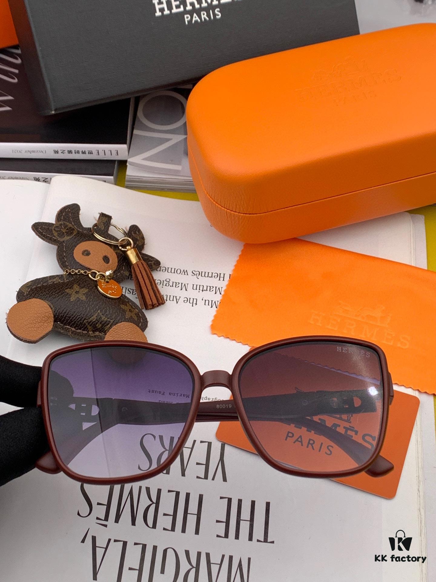 6931aeb9ccd8ab3d7afa2cd3 HERMES Spring 2024 New Arrival Original Luxury Square Sunglasses H98001