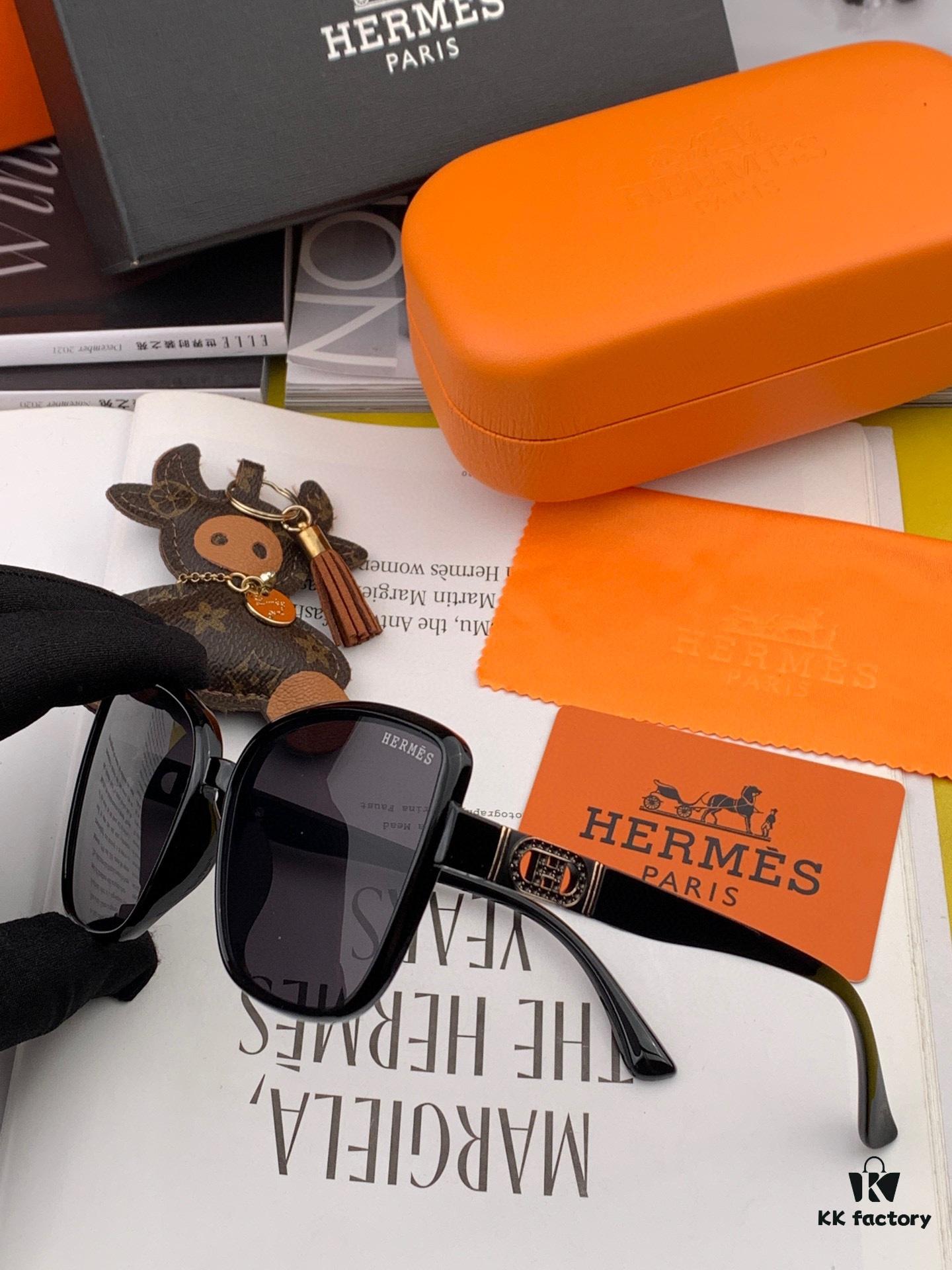 6931aeb9ccd8ab3d7afa2cd4 HERMES Spring 2024 New Arrival Original Luxury Square Sunglasses H98001
