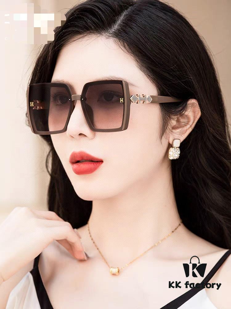 6931aec4ccd8ab3d7afa2d75 Hermes 2024 New Arrival Women's High-Quality HD Sunglasses