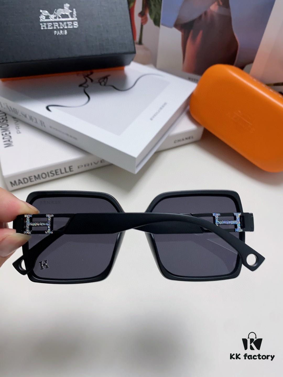 6931aecbccd8ab3d7afa2dd8 Hermes 2024 New Women's Square Oversized Sunglasses for Round Faces, Slimming UV Protection Sunglasses with Premium Aesthetic, Ideal for Travel and Sun Protection