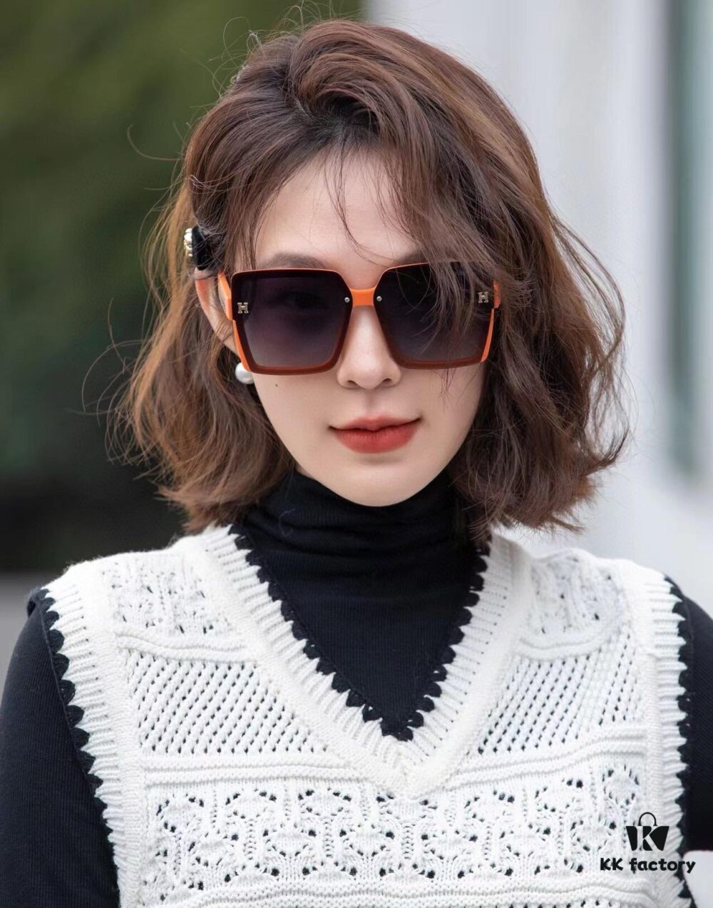 6931aececcd8ab3d7afa2e04 HERMES Hermès Spring 2023 New Arrival Original Release Famous Internet Hit Ultra Popular Blue Classic Luxury Global Fashion Square Sunglasses High-End Quality Authentic High-Quality Model: H1245