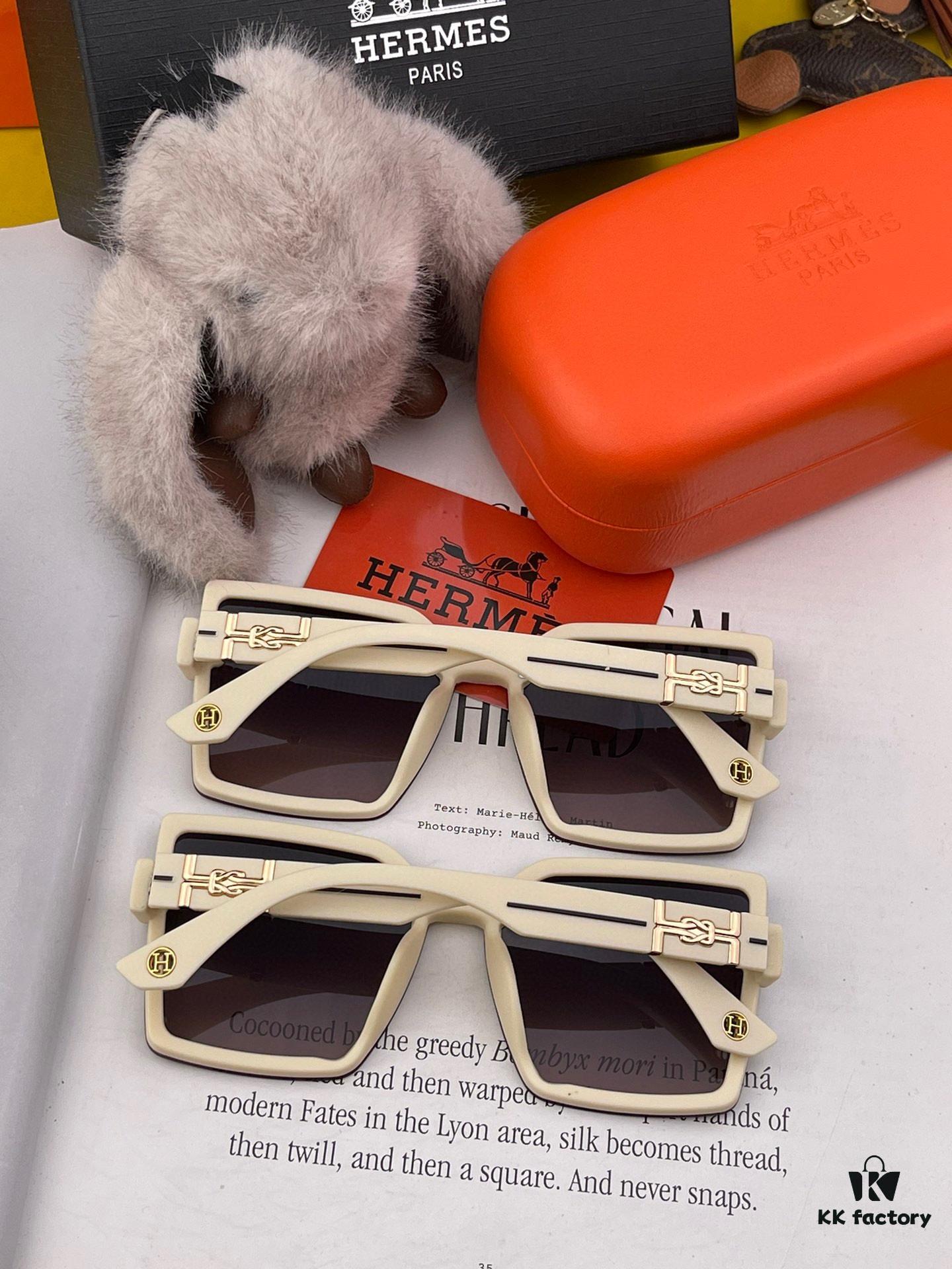 6931aed0ccd8ab3d7afa2e1d HERMES 2024 Spring New Arrival Original Release Famous Internet Sensation Ultra-Hot Selling Luxury Square Sunglasses Classic Integrated Frame Design High-End Quality Authentic Brand Premium Sunglasses Model: H2998