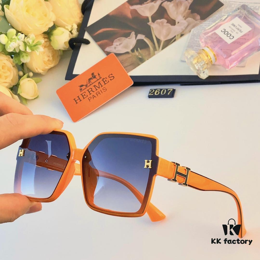 Hermes 2024 New Arrival Rectangular Orange UV-Protective Sunglasses for Women, Stylish Oversized Frame, Slimming Fashion Shades