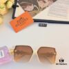 Hermes 2024 New Arrival Rectangular Orange UV-Protective Sunglasses for Women, Stylish Oversized Frame, Slimming Fashion Shades