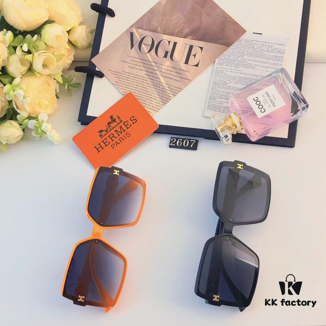 Hermes Summer New Arrival Fashion Gradient H-Logo Oversized Sunglasses for Women, Trendy UV-Protective Sunglasses for Driving and Streetwear