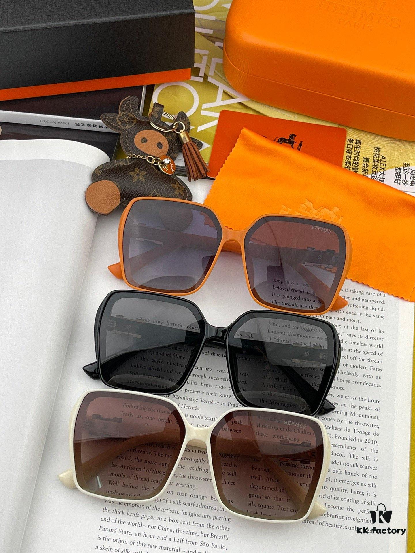 6931af05ccd8ab3d7afa310c HERMES 2024 Spring New Arrival Original Luxury Fashion Square Sunglasses H1245