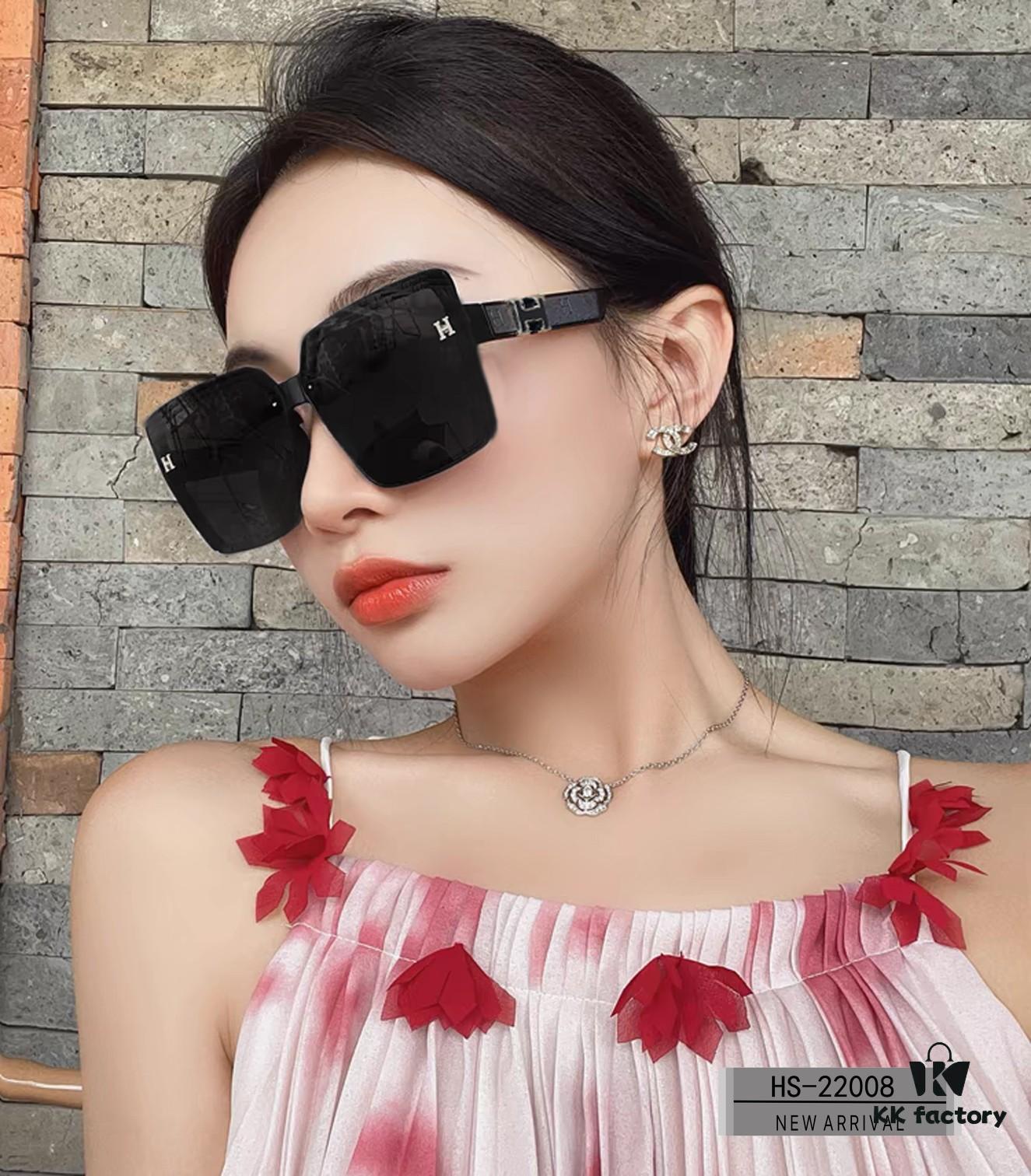 6931af06ccd8ab3d7afa311f Hermès - New 2024 TR90 Lightweight Sunglasses with Polarized Lenses, Model 22008