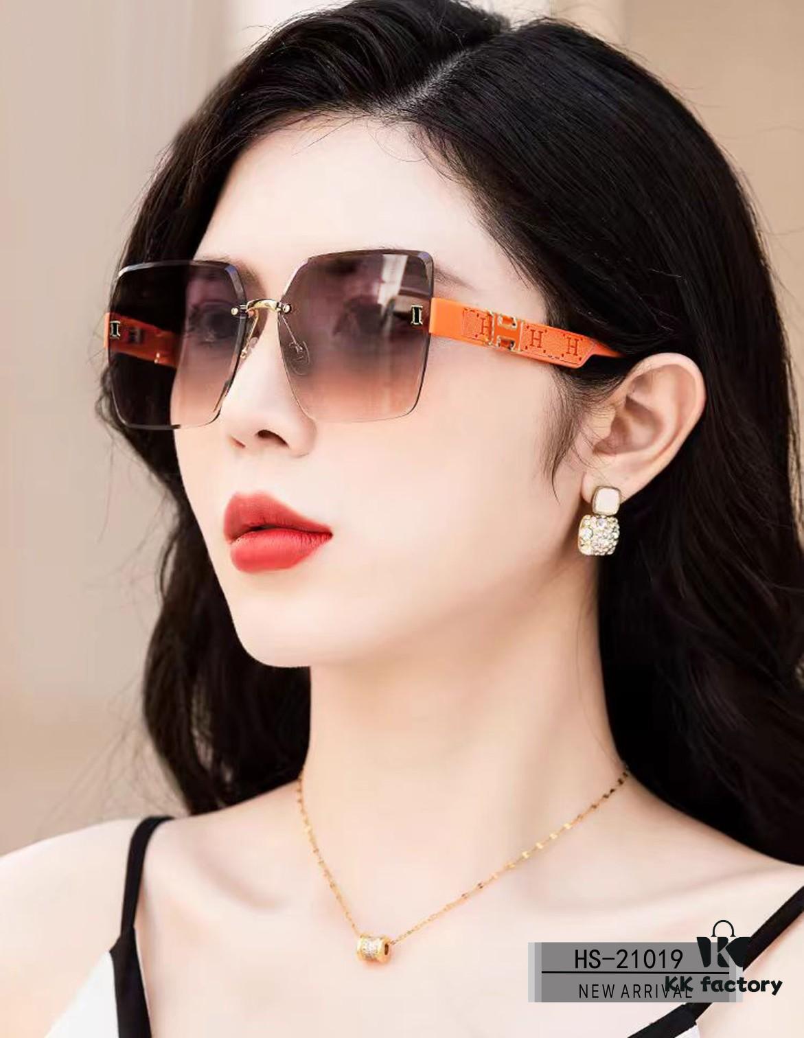 6931af06ccd8ab3d7afa3129 Hermes - HERMES, Polarized Sunglasses with Polylite Lenses, Lightweight TR90 Frame, 2024 New Arrival, Fashionable Sun Protection for Travel and Driving, Model: 21019