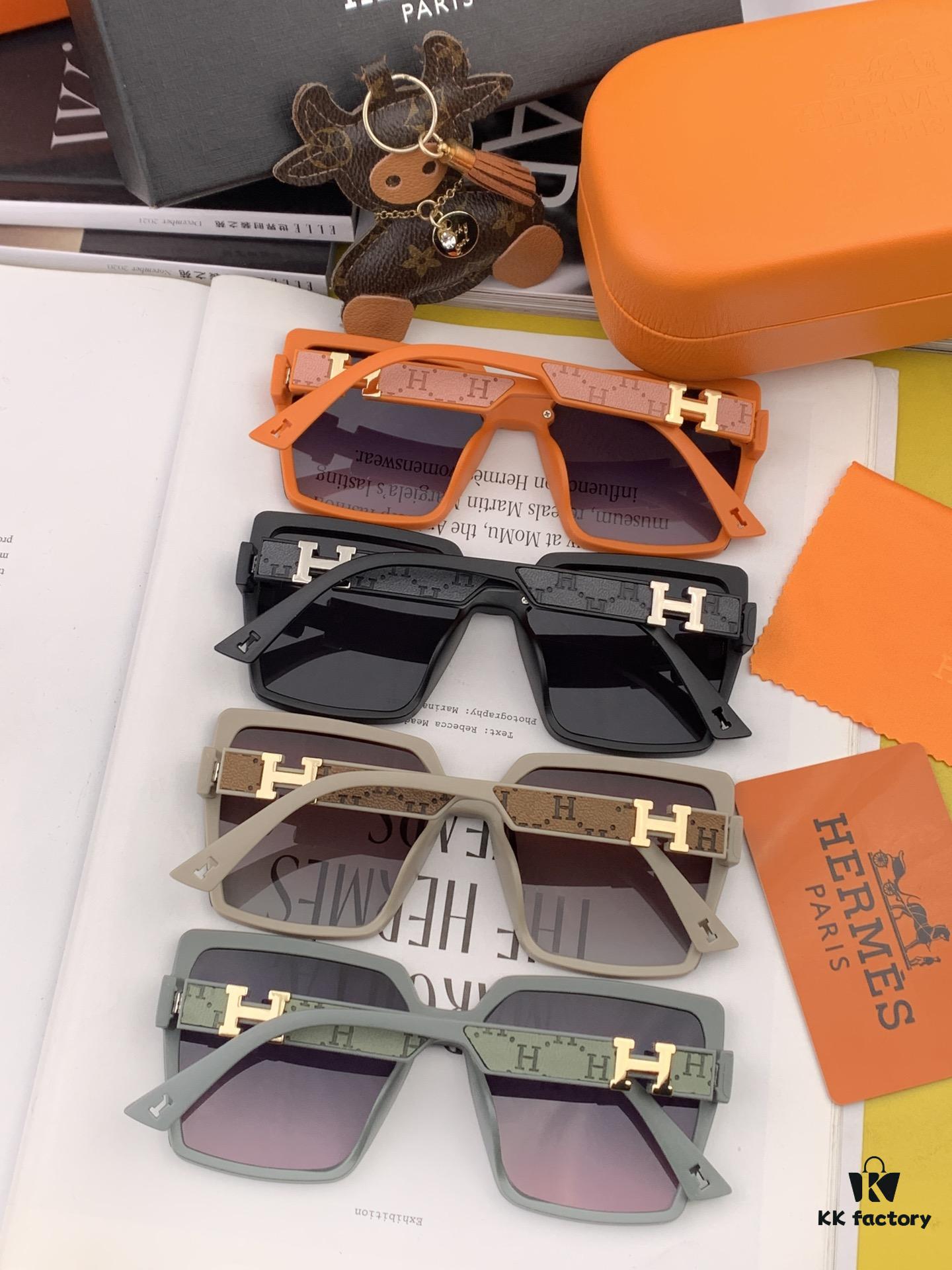 6931af0accd8ab3d7afa315c HERMES 2024 Spring New Arrival Original Luxury Square Sunglasses H7998
