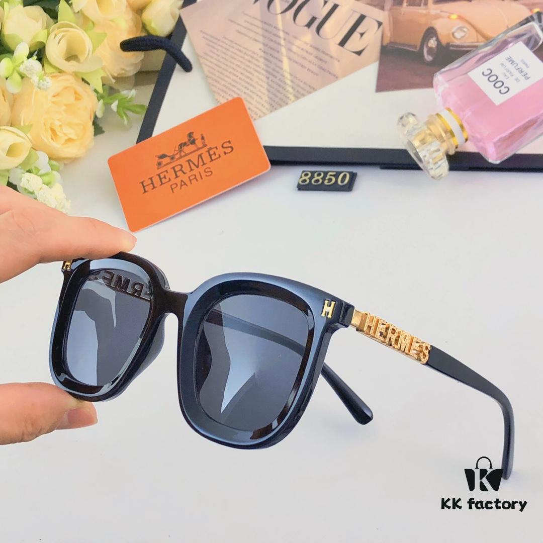 6931af12ccd8ab3d7afa31cc Hermes Fashion Sunglasses New Arrival Metal Temples High-Quality Slimming Sunglasses with H Logo, Street Snap Influencer Glasses