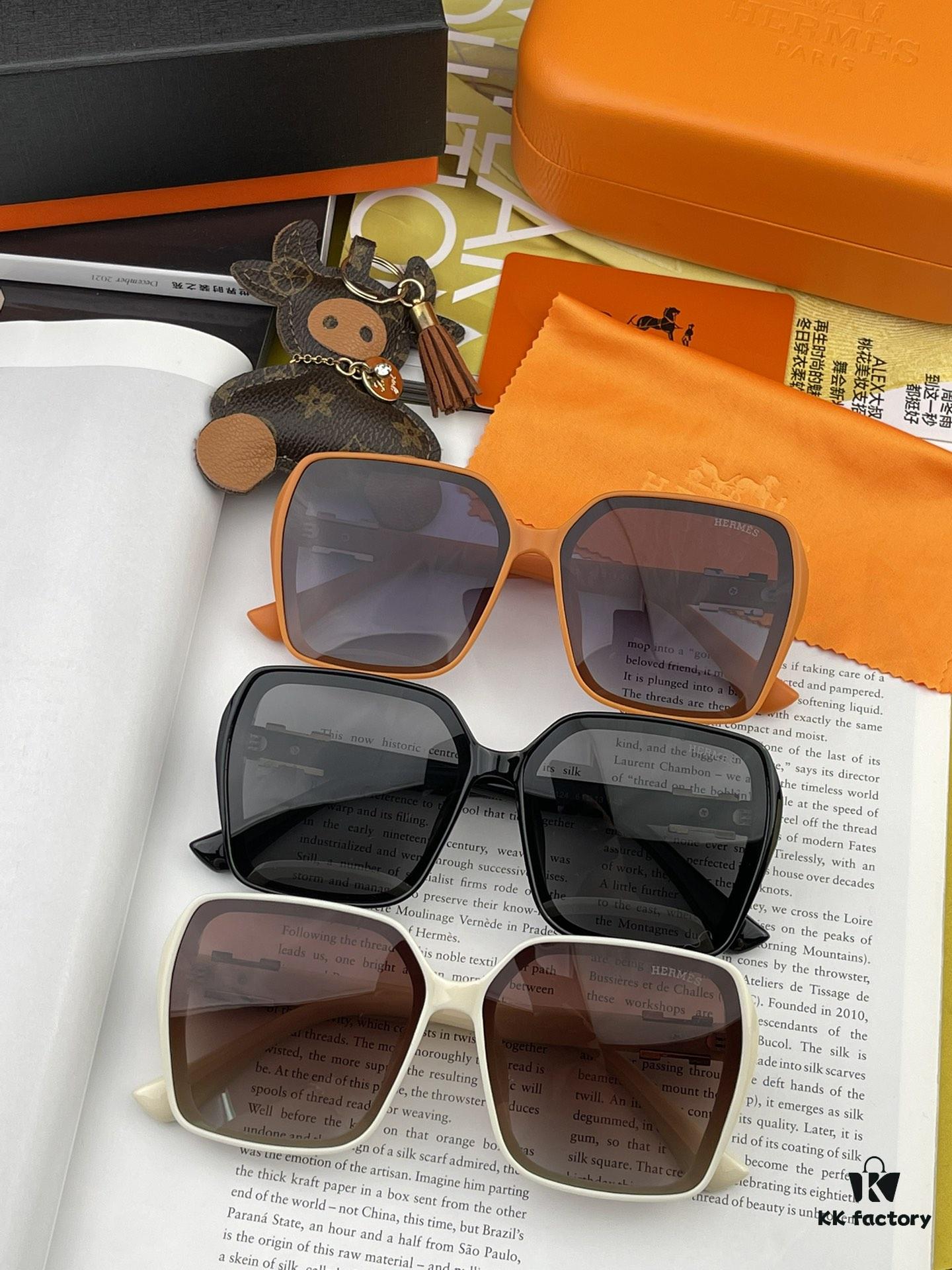 6931af13ccd8ab3d7afa31e4 HERMES 2024 Spring New Arrival Original Luxury Square Sunglasses H1245