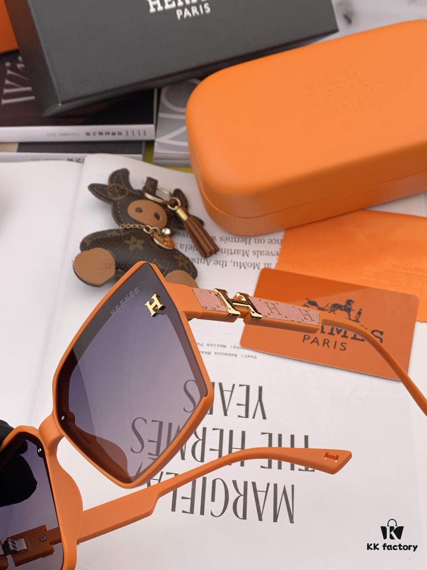 6931af18ccd8ab3d7afa3224 HERMES 2024 Spring New Arrival Original Luxury Square Sunglasses H7998