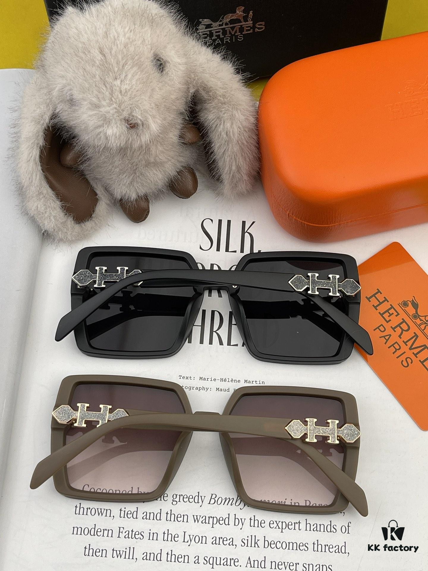 6931af19ccd8ab3d7afa3237 HERMES 2024 Spring New Arrival Original Release Famous Online Ultra Popular Blue Classic Luxury Sunglasses Square Frame Sun Glasses