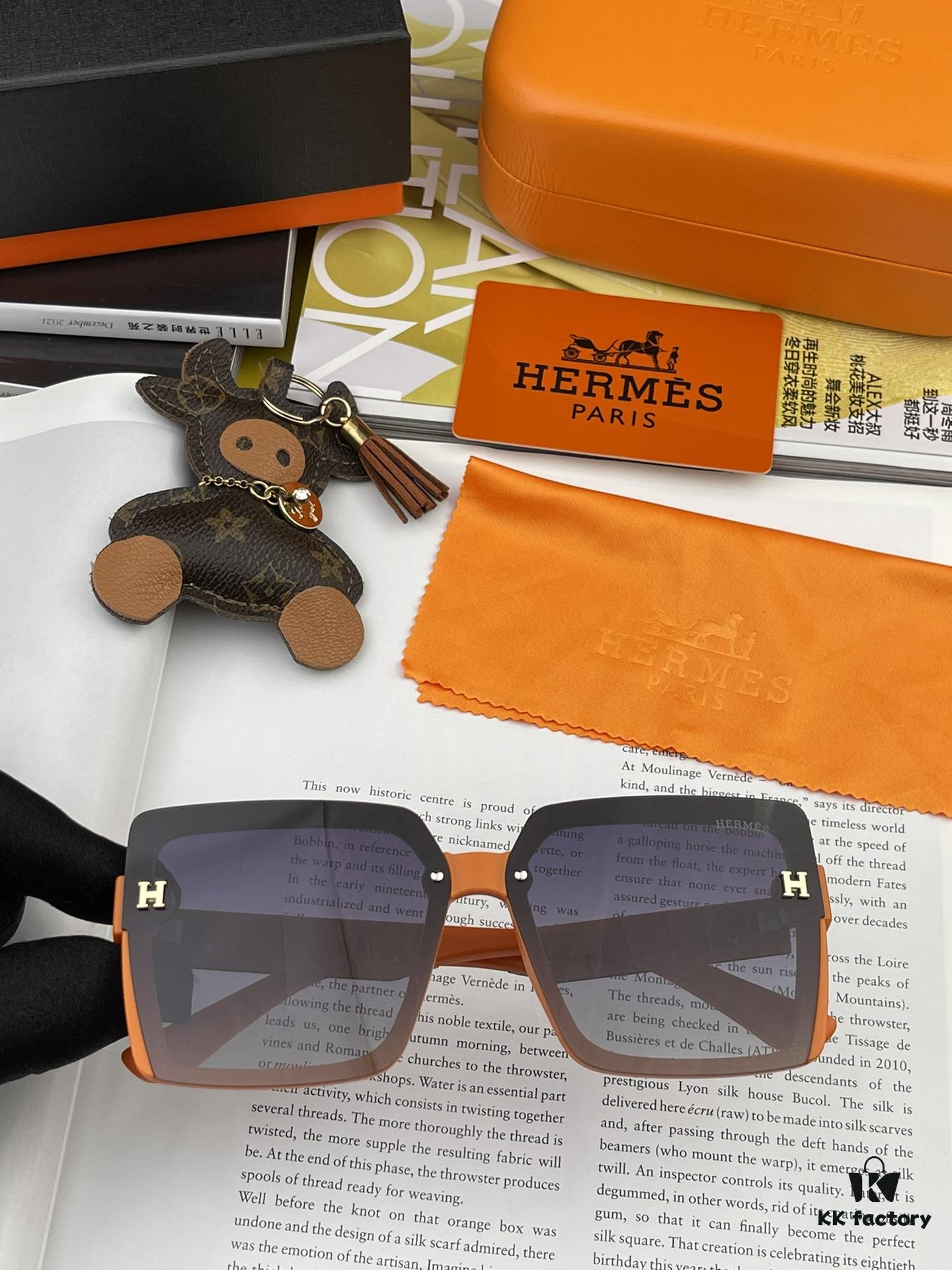6931af1eccd8ab3d7afa327b HERMES Spring 2023 New Arrival Original Luxury Square Sunglasses H1245