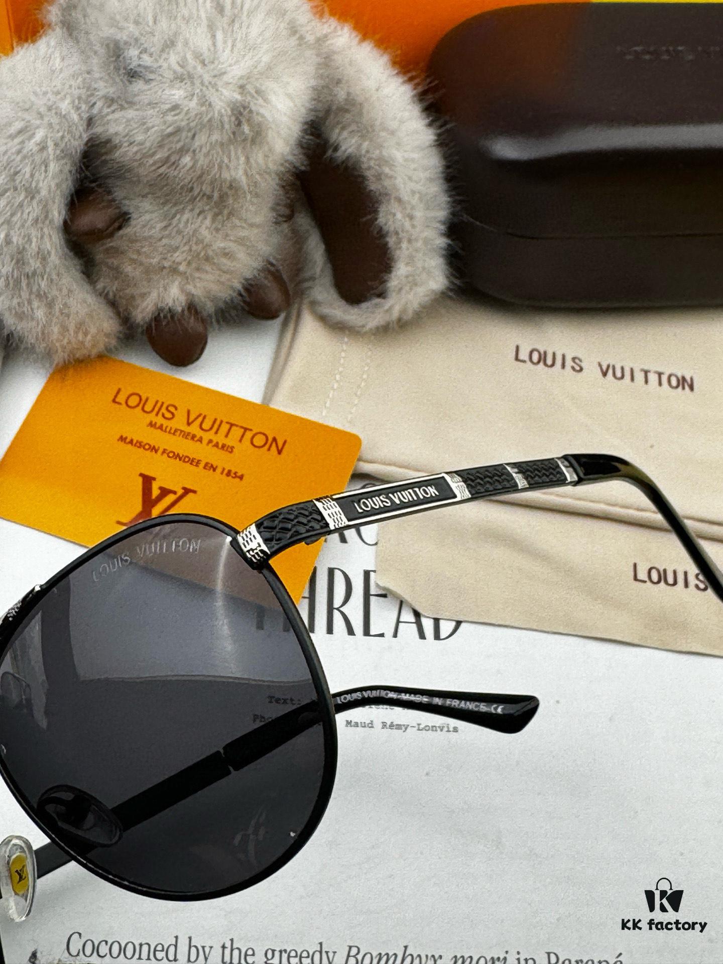 6931af21ccd8ab3d7afa329f 2025 New Arrival LOUIS VUITTON LV Frog-Frame Sunglasses Model L66