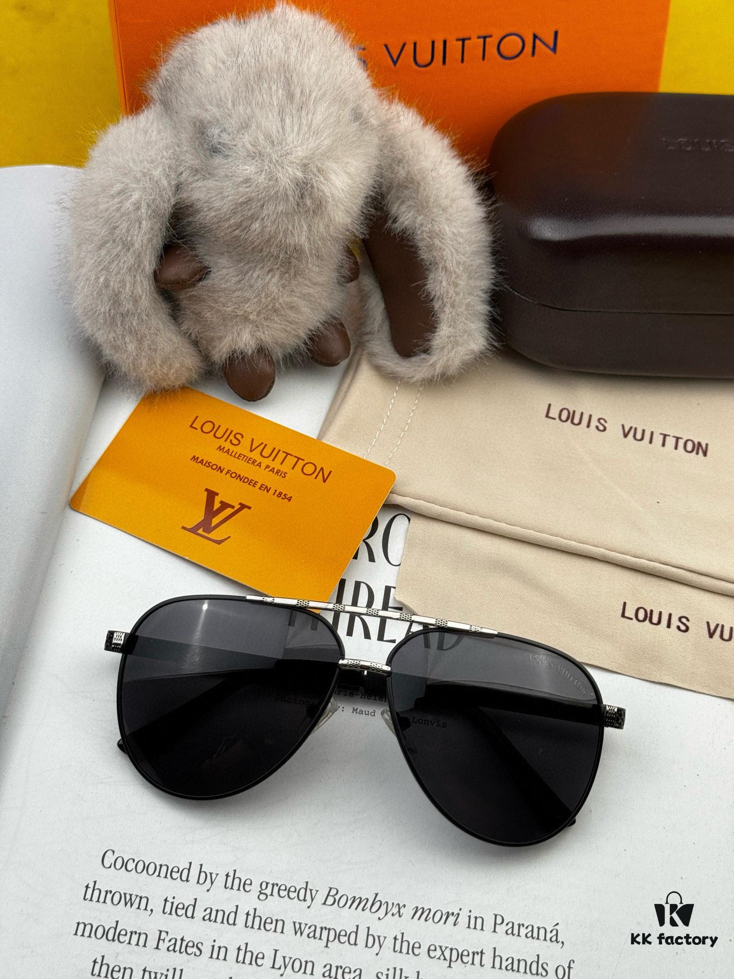 6931af21ccd8ab3d7afa32a2 2025 New Arrival LOUIS VUITTON LV Frog-Frame Sunglasses Model L66