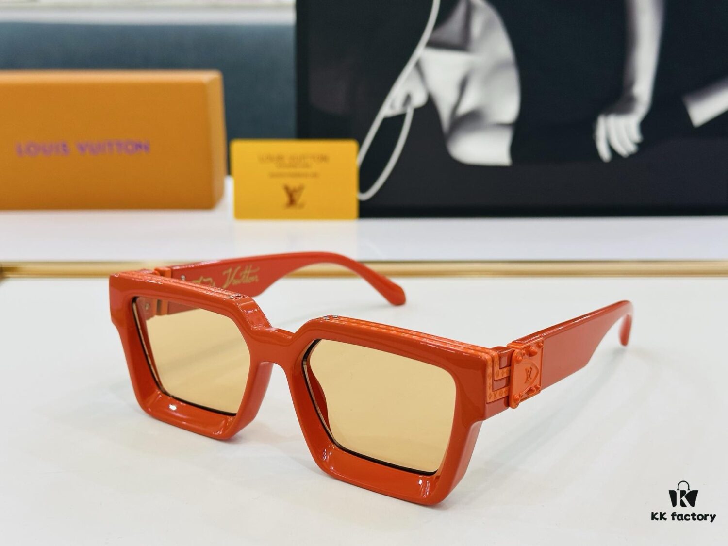 6931af23ccd8ab3d7afa32c7 LOUIS VUITTON LV Maison M96006 Size 56□17 Luxury Edition Golden Dense Logo Sunglasses