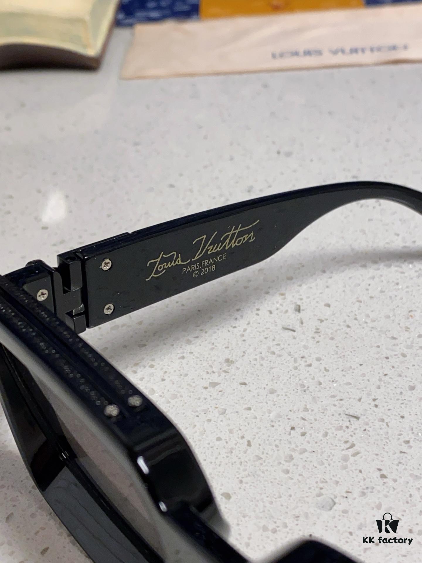 6931af27ccd8ab3d7afa32f2 LOUIS VUITTON Lv2025 New Millionaire Square Frame Sunglasses Unisex European and American Style Colorful Fashionable Sunglasses M96006