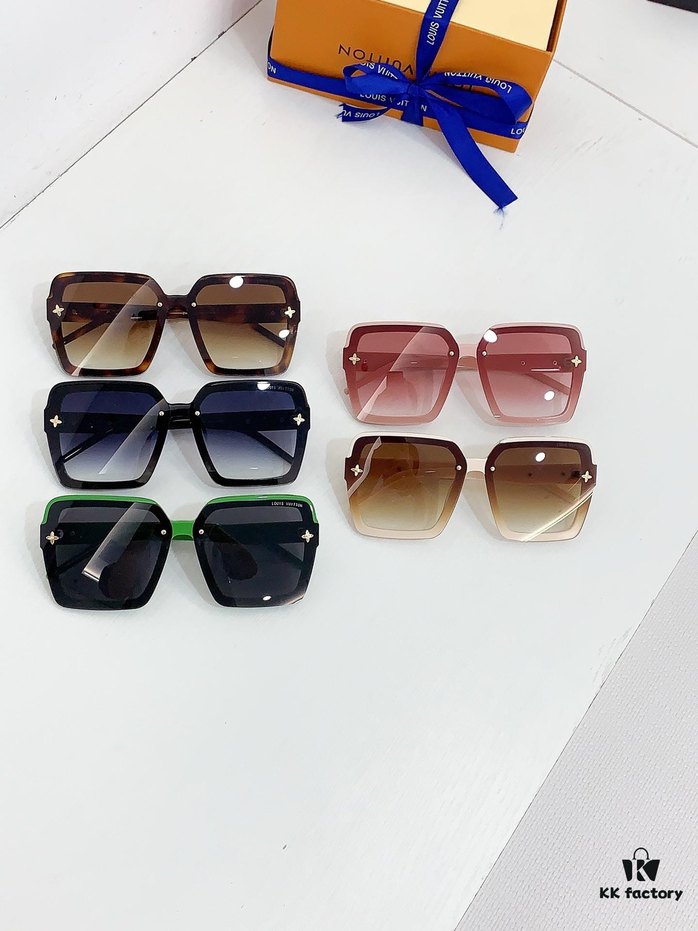 6931af28ccd8ab3d7afa3306 135 LOUIS VUITTON MODEL Z1618U SIZE 55□21-145 Sunglasses