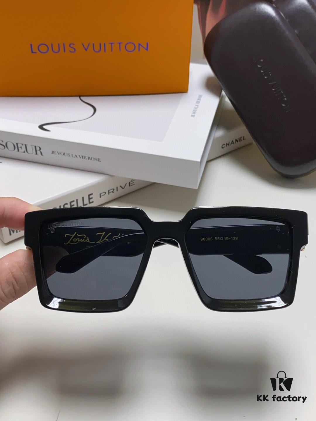 6931af2accd8ab3d7afa331e LOUIS VUITTON Original 1:1 Showstopper Sunglasses