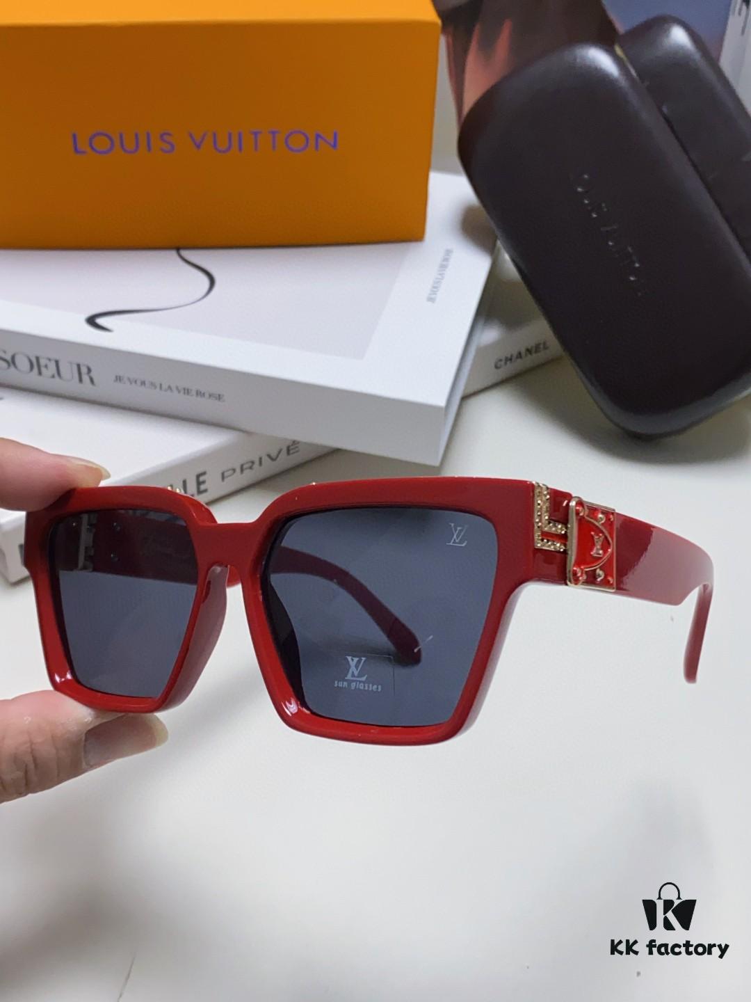 6931af2cccd8ab3d7afa333f LOUIS VUITTON Original 1:1 Showstopper LV Sunglasses