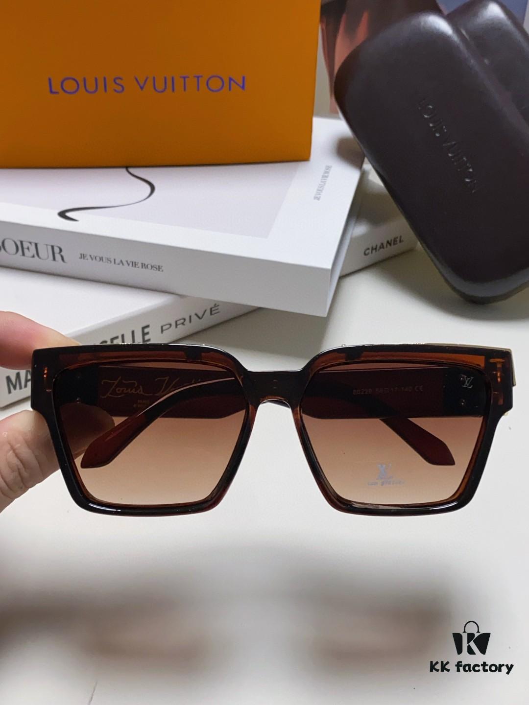 6931af2dccd8ab3d7afa3347 LOUIS VUITTON Original 1:1 Showstopper Sunglasses