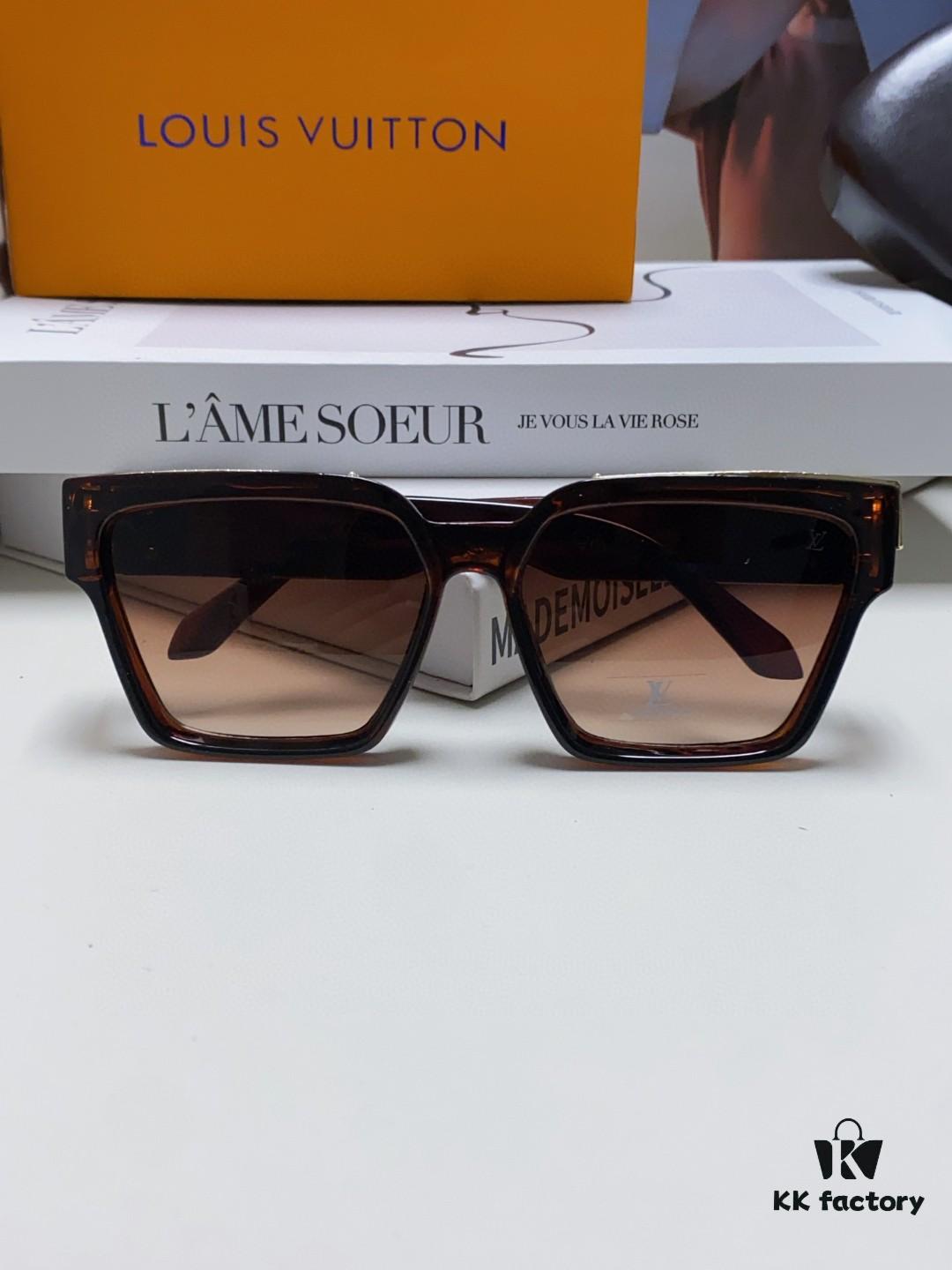 6931af2dccd8ab3d7afa334a LOUIS VUITTON Original 1:1 Showstopper Sunglasses