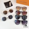 135 LOUIS VUITTON MOD: Z1669E Size: 52-21 140