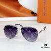 135 LOUIS VUITTON MOD: Z40190W Size: 60□16 145