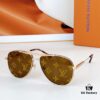 135 LOUIS VUITTON MOD: Z40190W Size: 60□16 145