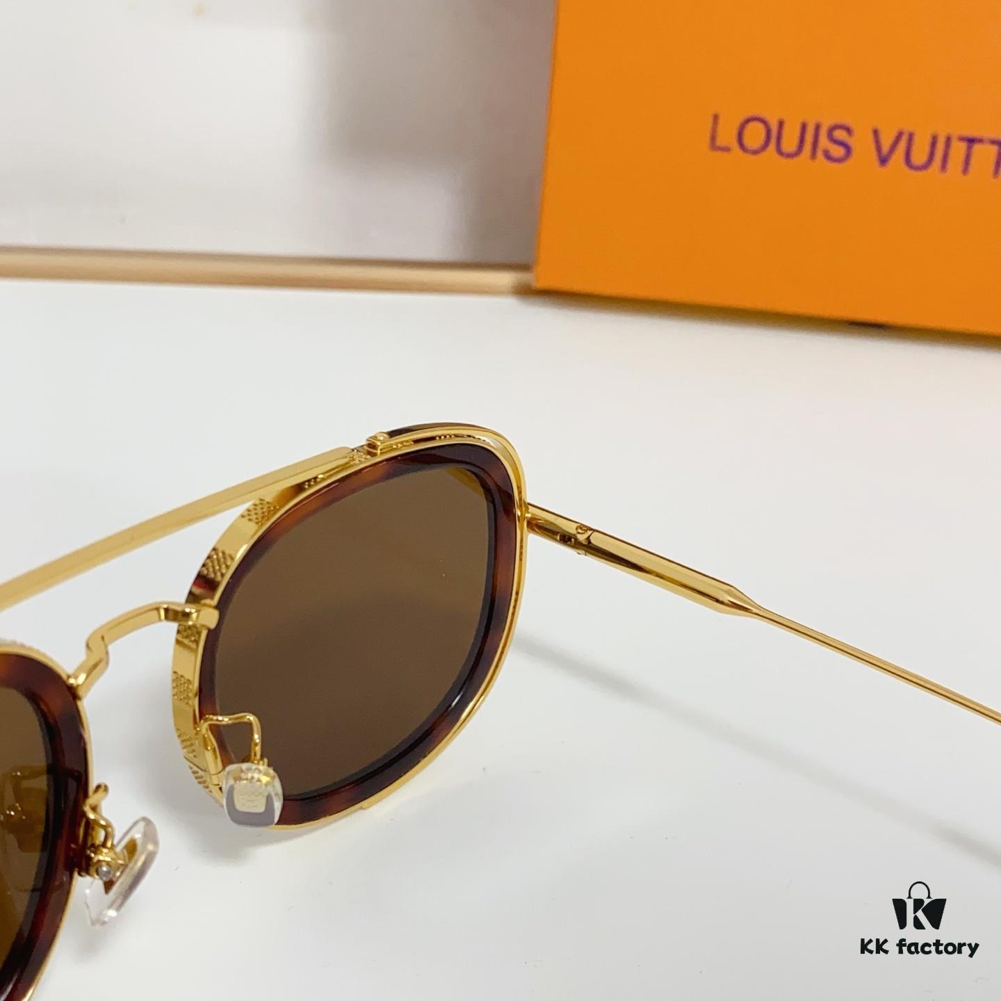 6931af34ccd8ab3d7afa33a7 145 LOUIS VUITTON MOD: Z2213U Size: 52-24 145 Sunglasses