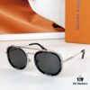 145 LOUIS VUITTON MOD: Z2213U Size: 52-24 145