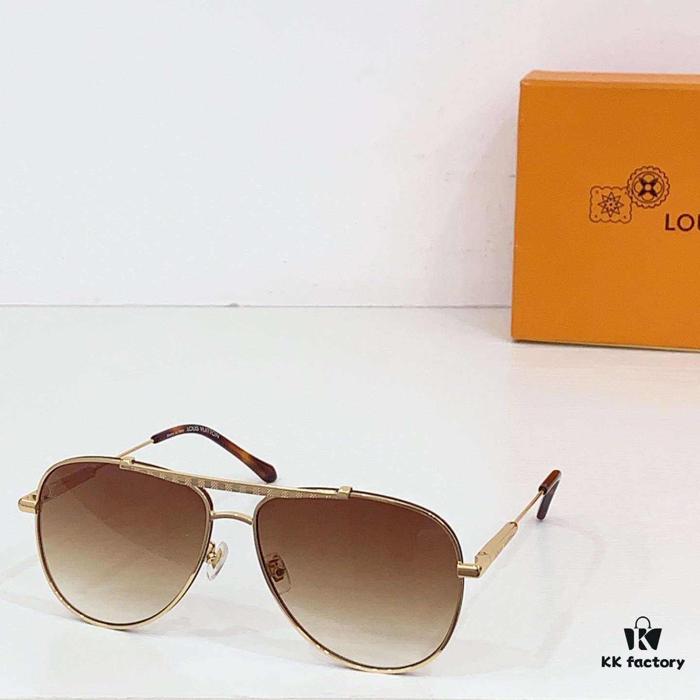 135 LOUIS VUITTON MOD: Z40190W Size: 60□16 145 Sunglasses