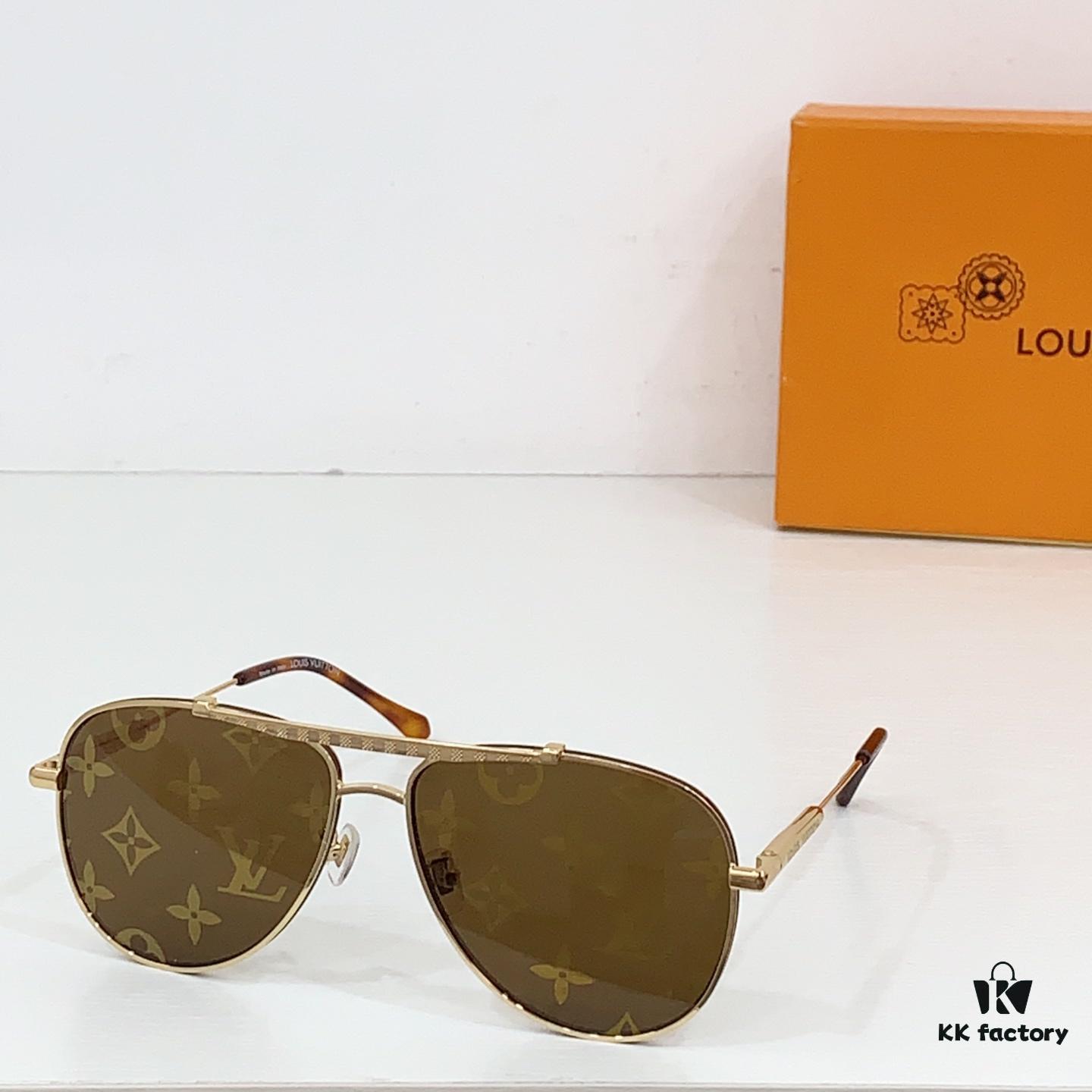 135 LOUIS VUITTON MOD: Z40190W Size: 60□16 145 Sunglasses
