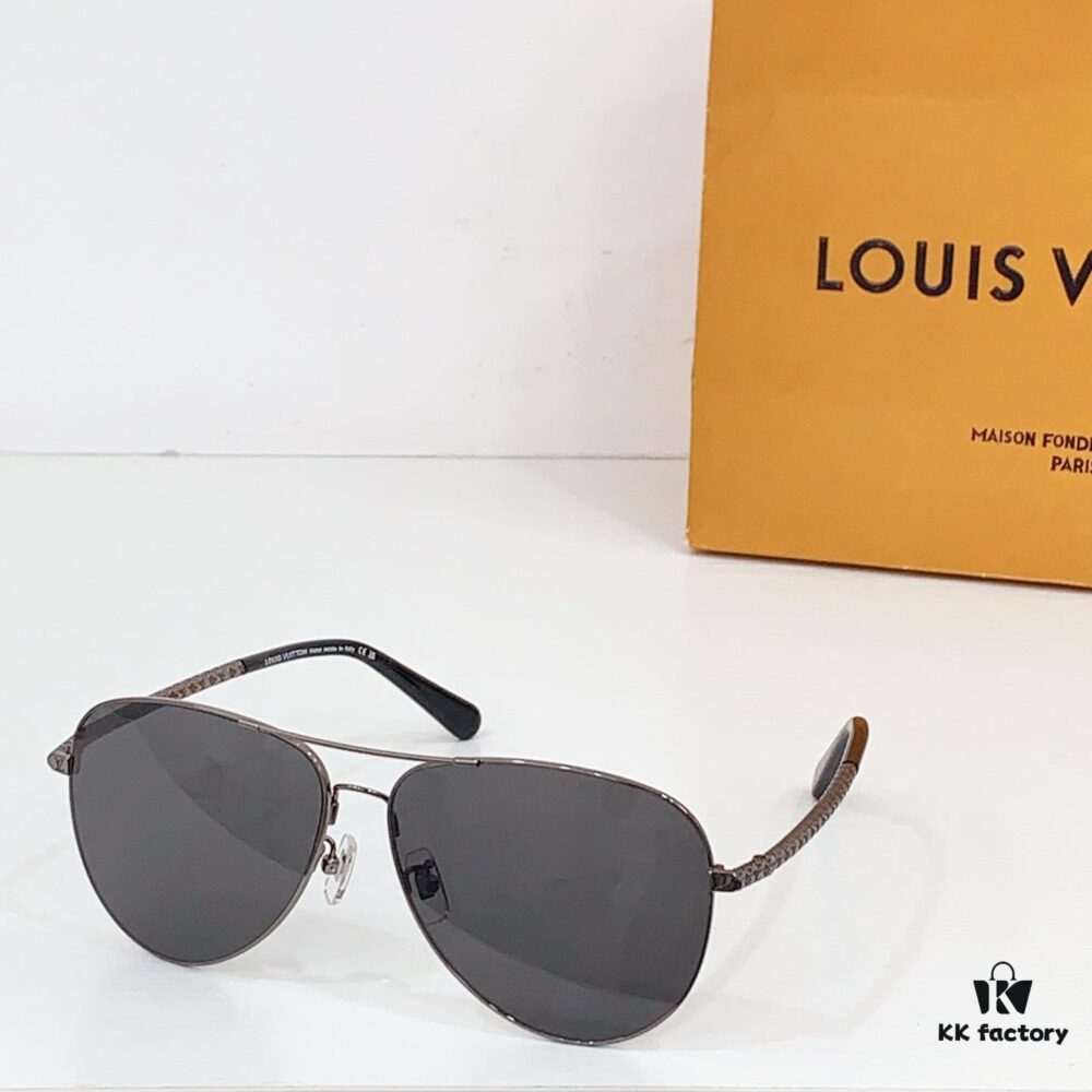 6931af37ccd8ab3d7afa33cd 135 LOUIS VUITTON MOD: Z1319 Size: 61□13-145 Eyeglasses Sunglasses