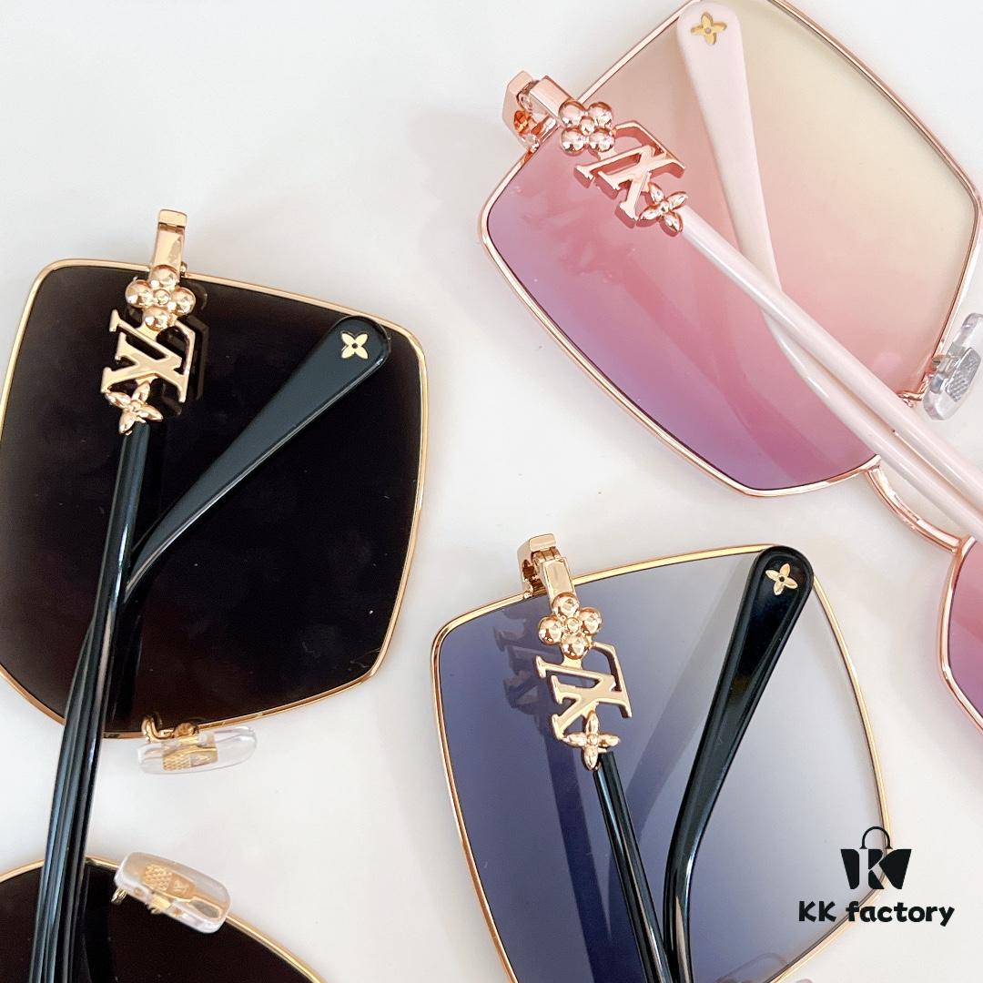 125 Louis Vuitton Sunglasses