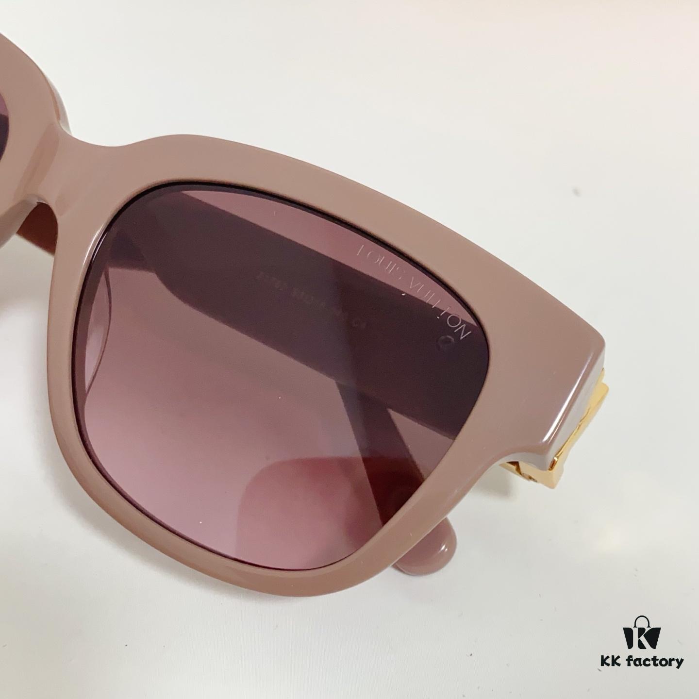 6931af38ccd8ab3d7afa33e4 105 LOUIS VUITTON MOD: Z1762 Size: 53□18-140 Sunglasses