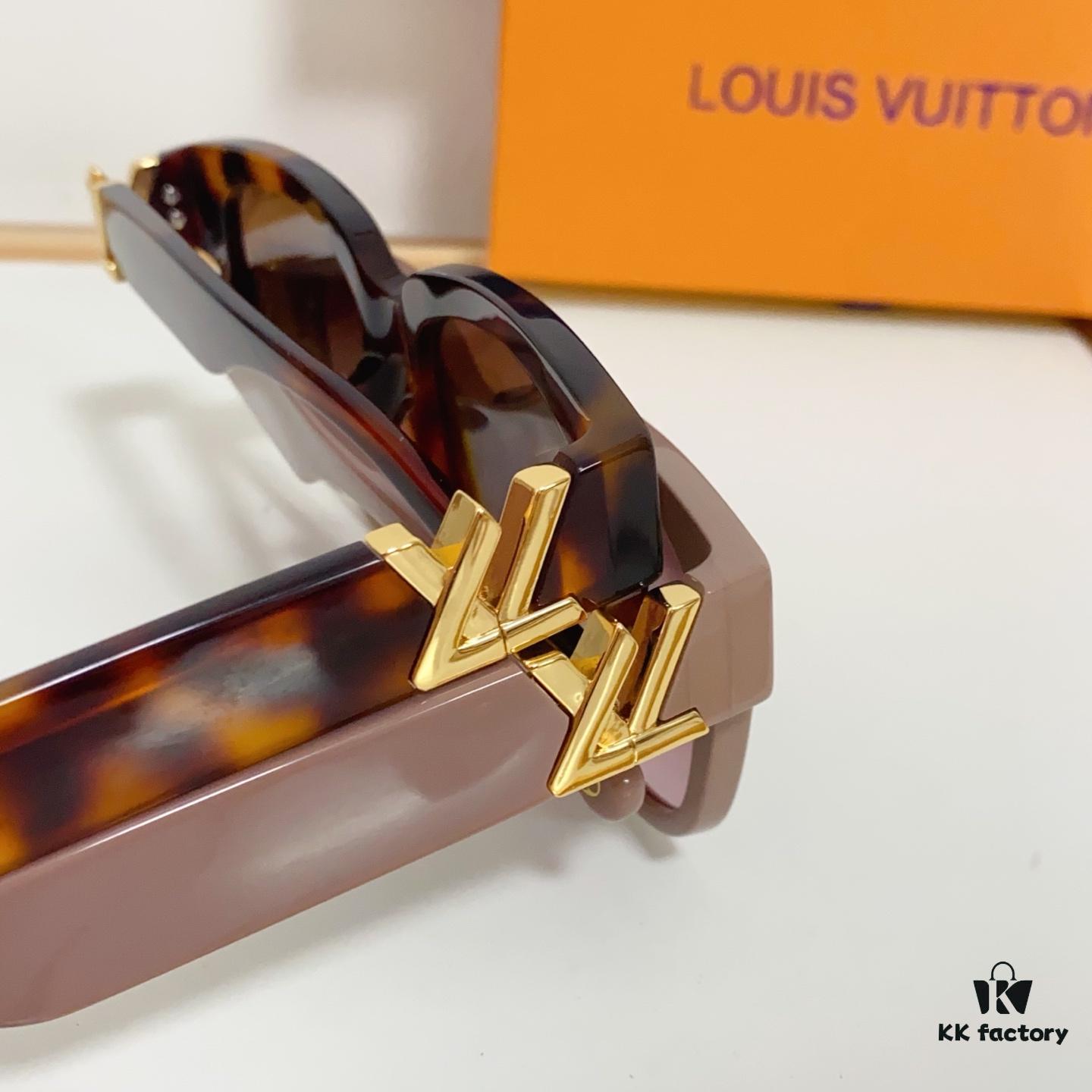 6931af38ccd8ab3d7afa33e5 105 LOUIS VUITTON MOD: Z1762 Size: 53□18-140 Sunglasses