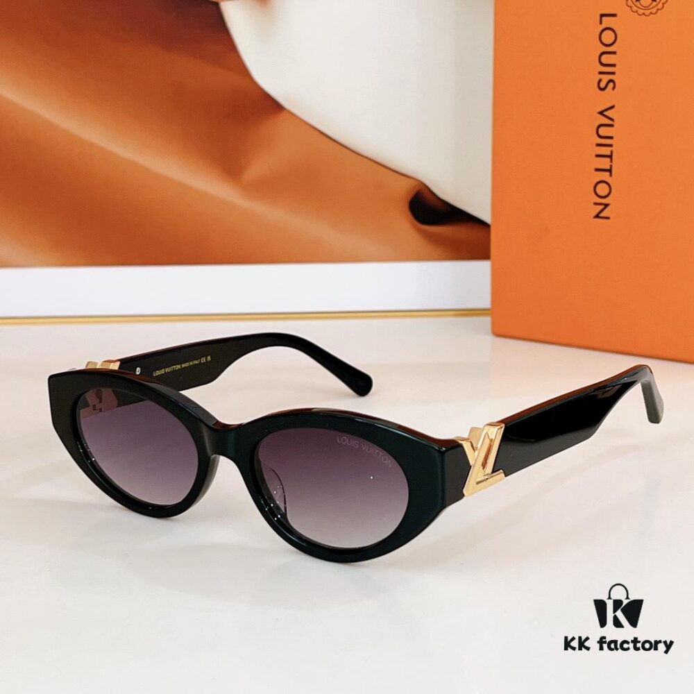 6931af3bccd8ab3d7afa3403 105 LOUIS VUITTON MOD: Z1867 Size: 51□20-140