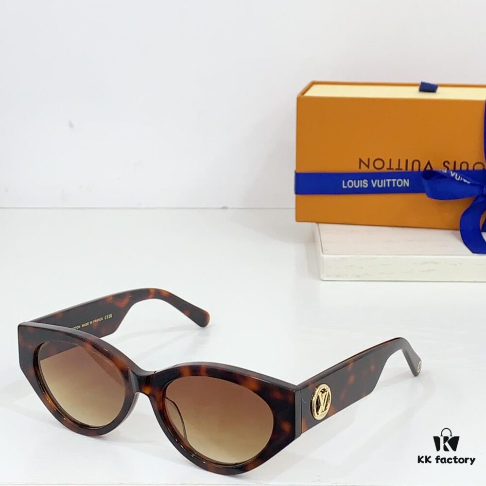 6931af3eccd8ab3d7afa3430 140 LOUIS VUITTON MOD: Z2027U Size: 55×16