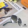 6931af42ccd8ab3d7afa346e Louis Vuitton Unisex Retro Pilot Sunglasses, Stylish Sun Protection Glasses for Couples, Fashionable Vintage Look for Street Photography, Travel and Outdoor Use