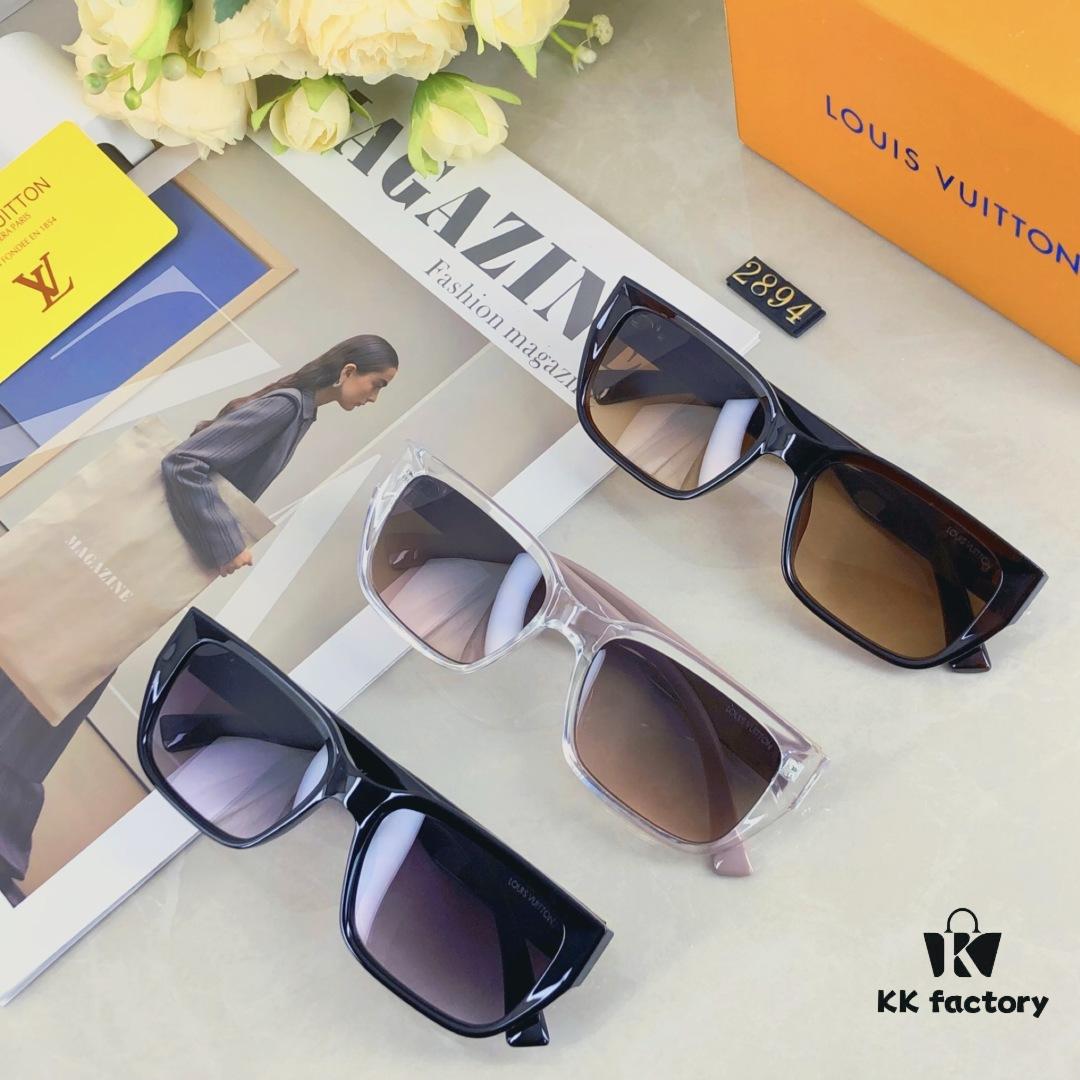 6931af43ccd8ab3d7afa3482 Louis Vuitton Vintage-Inspired Transparent Brown Square Sunglasses, Trendy Round-Face Slimming Design, Influencer Favorite on Xiaohongshu, Stylish Oversized Eyewear