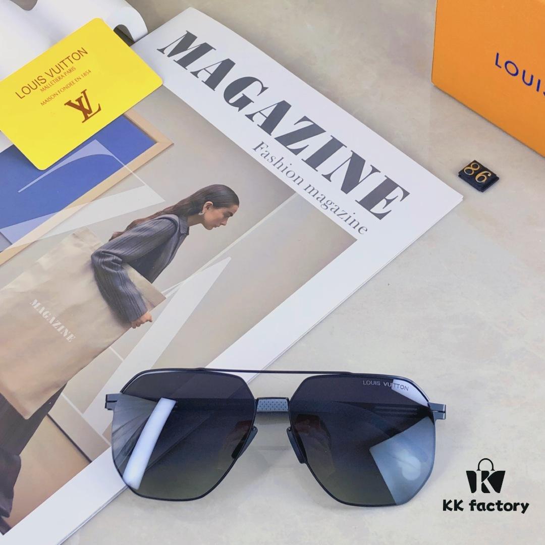 6931af4fccd8ab3d7afa352e Louis Vuitton Metal Double-Bar Men's Aviator Sunglasses, Stylish Black Polarized UV-Protective Shades