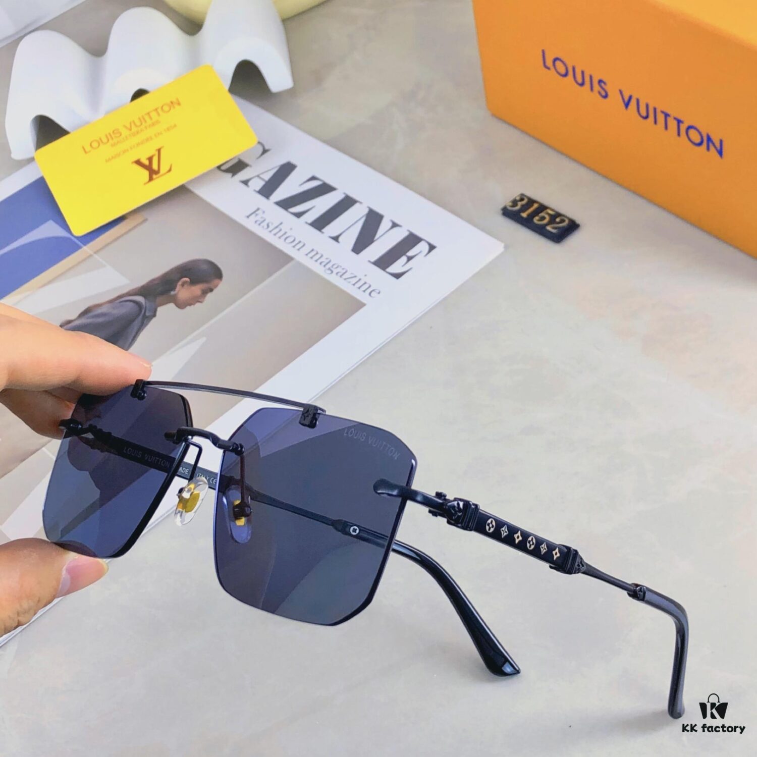 6931af5accd8ab3d7afa35ca Louis Vuitton Unisex Sunglasses 2025 Premium Anti-Glare Fashion Frameless Metal Eyewear