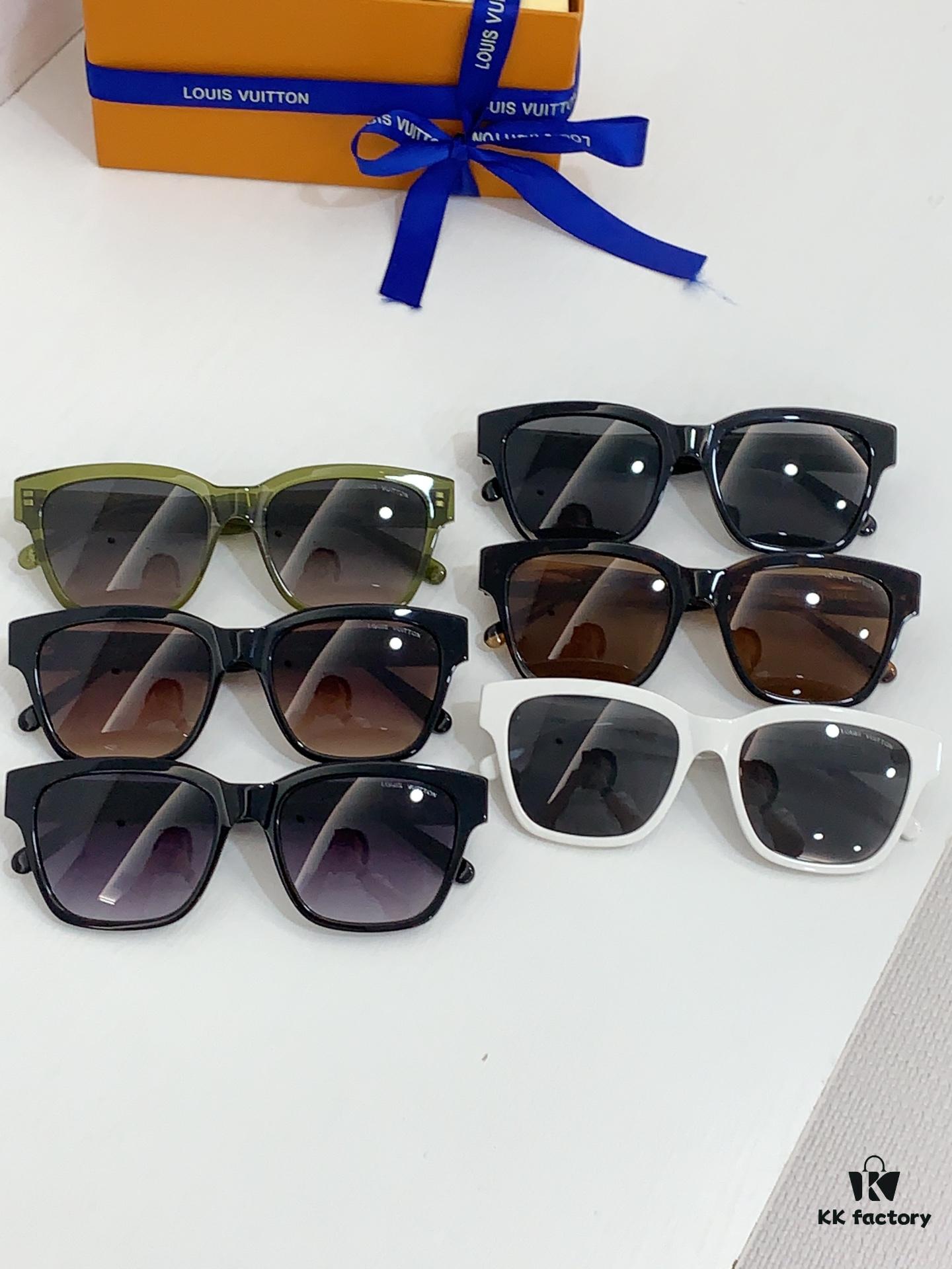 140 LOUIS VUITTON MODEL Z2464U SIZE 54-19-140 Sunglasses