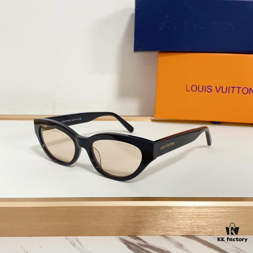 6931af5eccd8ab3d7afa3604 140 LOUIS VUITTON MOD: Z2481 Size: 52-18-140 Sunglasses